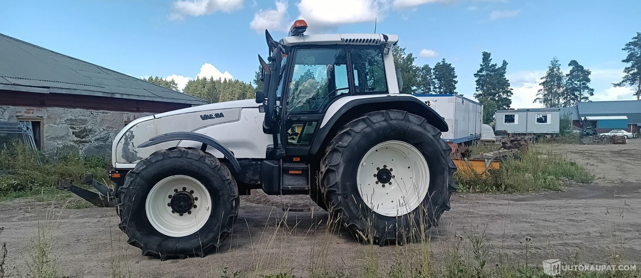 Valtra T 180, 2003, Diesel Traktori, Leppävirta - Poljoprivredni strojevi: slika Valtra T 180, 2003, Diesel Traktori, Leppävirta - Poljoprivredni strojevi Valtra T 180, 2003, Diesel Traktori, Leppävirta - Poljoprivredni strojevi: slika Valtra T 180, 2003, Diesel Traktori, Leppävirta - Poljoprivredni strojevi