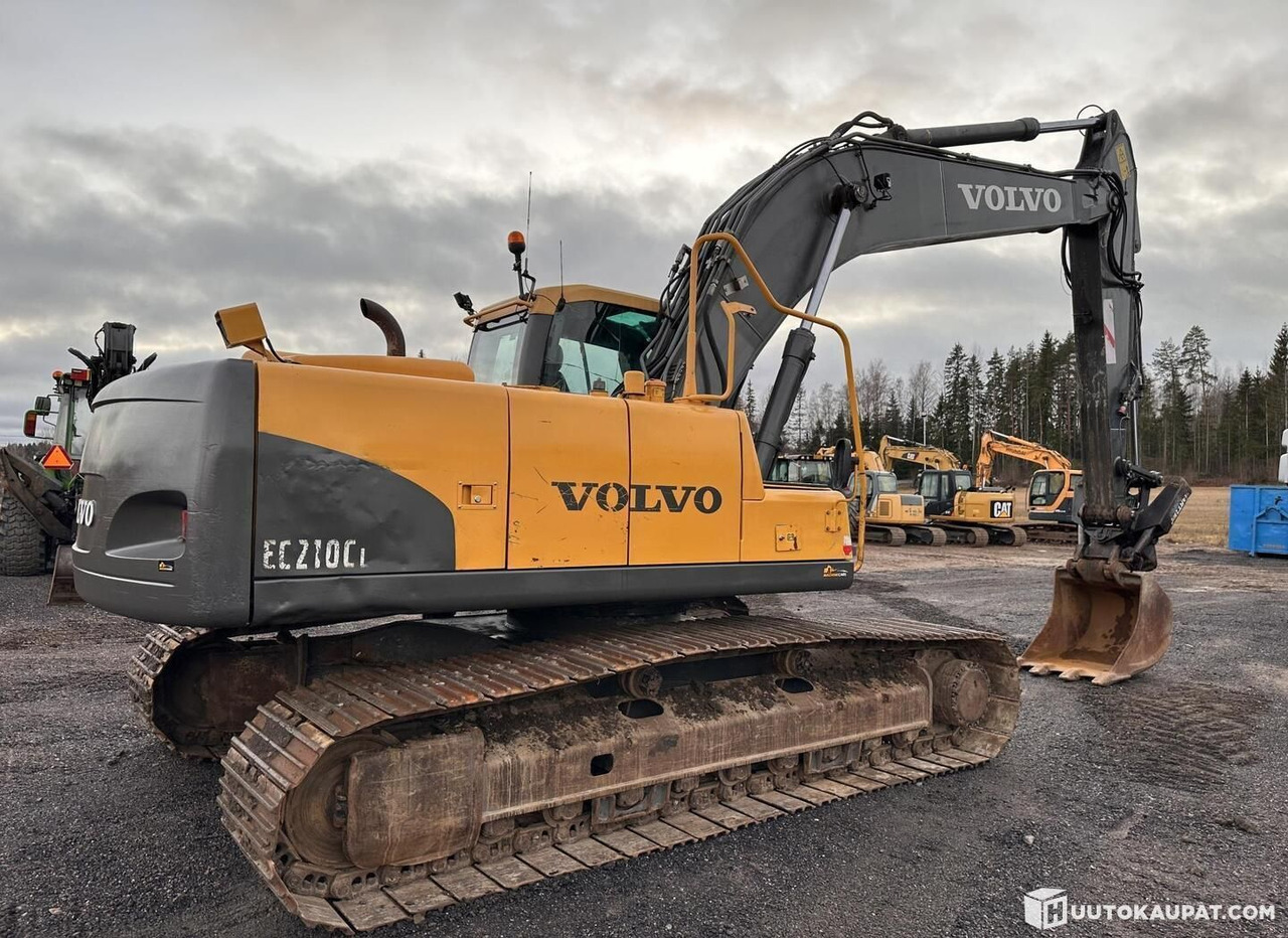 Volvo EC210CL, tracked excavator with ripper bucket, 2007, Lahti - Bager gusjeničar: slika Volvo EC210CL, tracked excavator with ripper bucket, 2007, Lahti - Bager gusjeničar Volvo EC210CL, tracked excavator with ripper bucket, 2007, Lahti - Bager gusjeničar: slika Volvo EC210CL, tracked excavator with ripper bucket, 2007, Lahti - Bager gusjeničar
