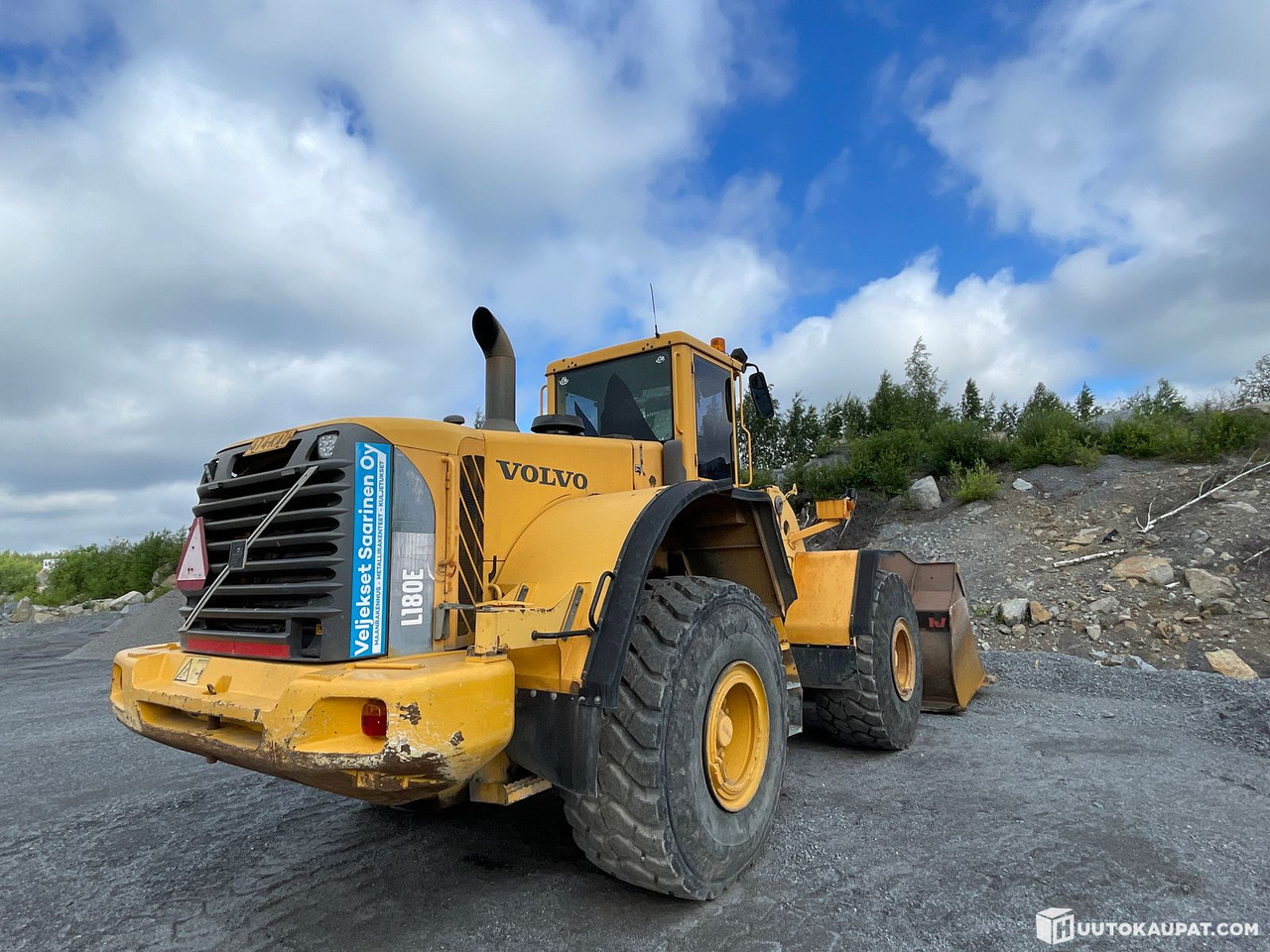 Volvo L180E, 2006 Wheel loader, Tampere - Utovarivač na kotačima: slika Volvo L180E, 2006 Wheel loader, Tampere - Utovarivač na kotačima Volvo L180E, 2006 Wheel loader, Tampere - Utovarivač na kotačima: slika Volvo L180E, 2006 Wheel loader, Tampere - Utovarivač na kotačima