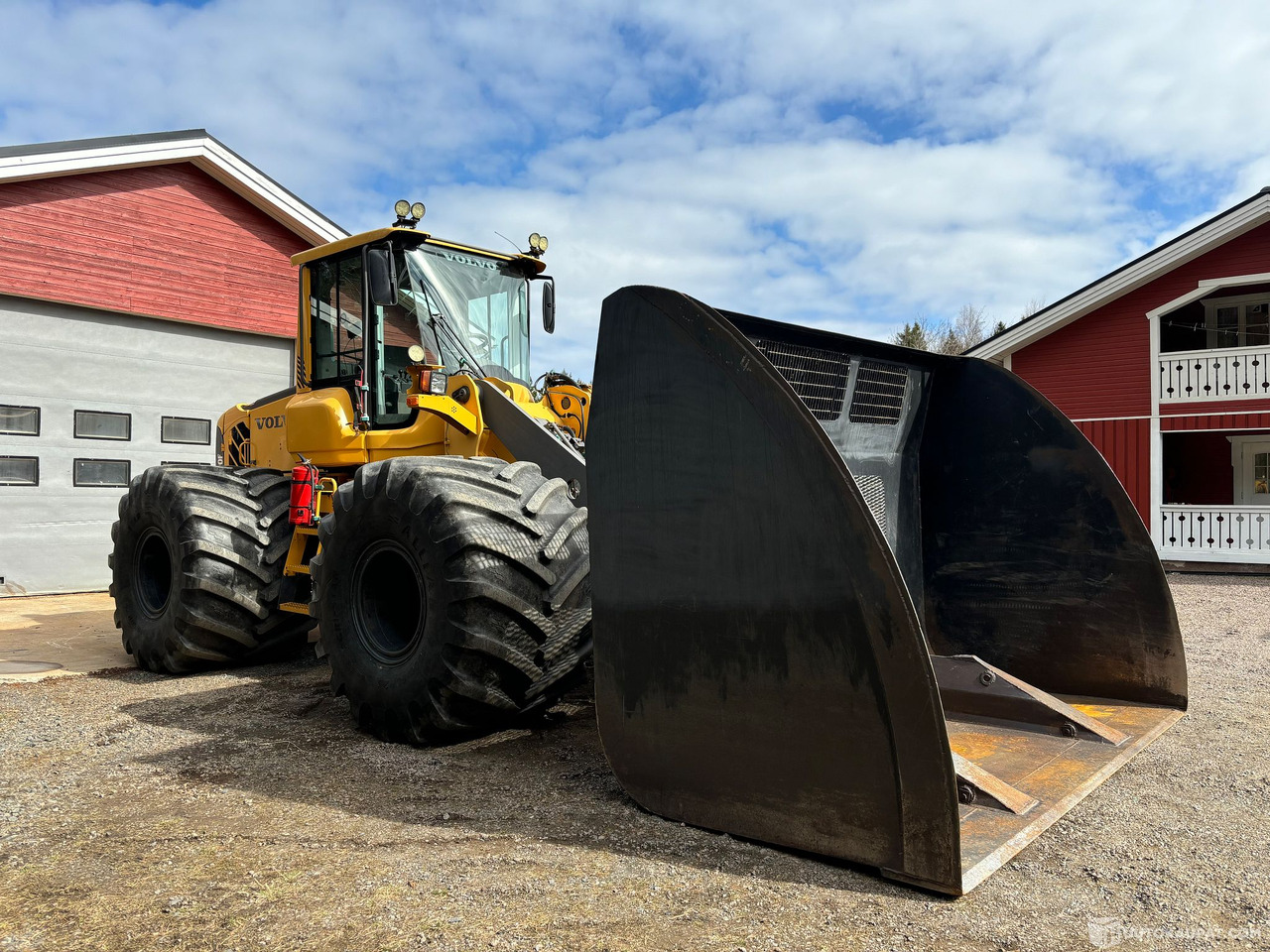 Volvo L90F, 2007 "MONSTER", Kalajoki - Utovarivač na kotačima: slika Volvo L90F, 2007 "MONSTER", Kalajoki - Utovarivač na kotačima Volvo L90F, 2007 "MONSTER", Kalajoki - Utovarivač na kotačima: slika Volvo L90F, 2007 "MONSTER", Kalajoki - Utovarivač na kotačima