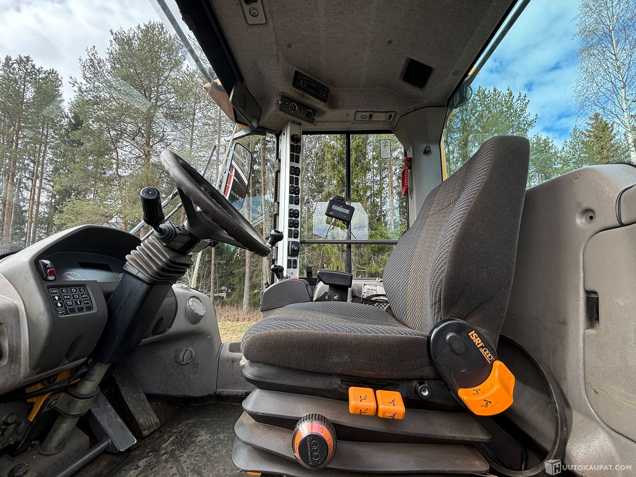 Zakup  Volvo L90F, 2007 "MONSTER", Kalajoki Volvo L90F, 2007 "MONSTER", Kalajoki: slika Zakup  Volvo L90F, 2007 "MONSTER", Kalajoki Volvo L90F, 2007 "MONSTER", Kalajoki