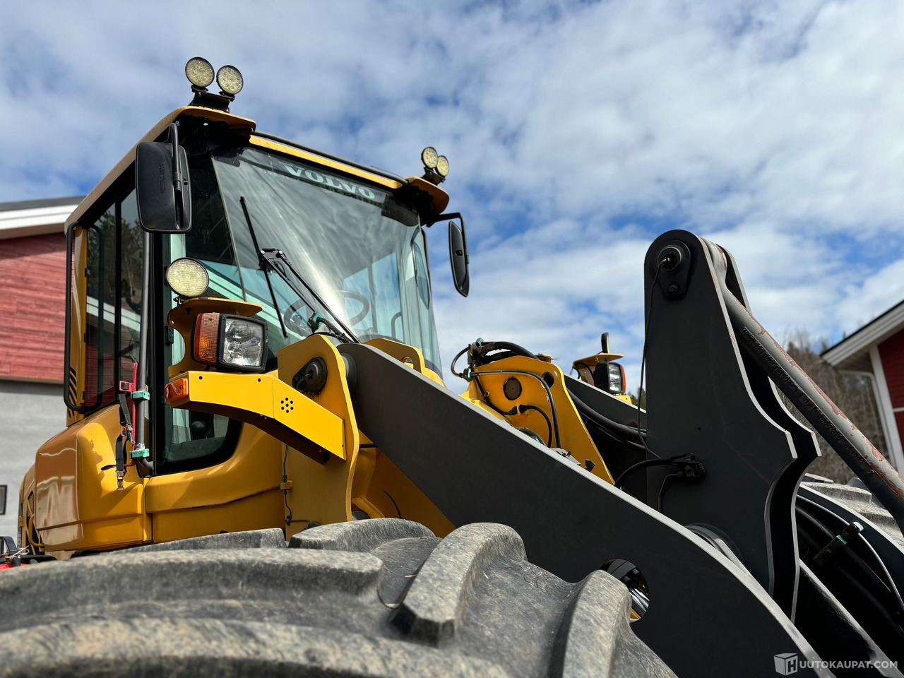Zakup  Volvo L90F, 2007 "MONSTER", Kalajoki Volvo L90F, 2007 "MONSTER", Kalajoki: slika Zakup  Volvo L90F, 2007 "MONSTER", Kalajoki Volvo L90F, 2007 "MONSTER", Kalajoki