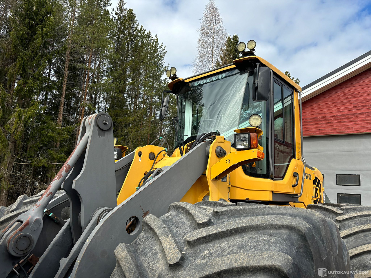 Zakup  Volvo L90F, 2007 "MONSTER", Kalajoki Volvo L90F, 2007 "MONSTER", Kalajoki: slika Zakup  Volvo L90F, 2007 "MONSTER", Kalajoki Volvo L90F, 2007 "MONSTER", Kalajoki