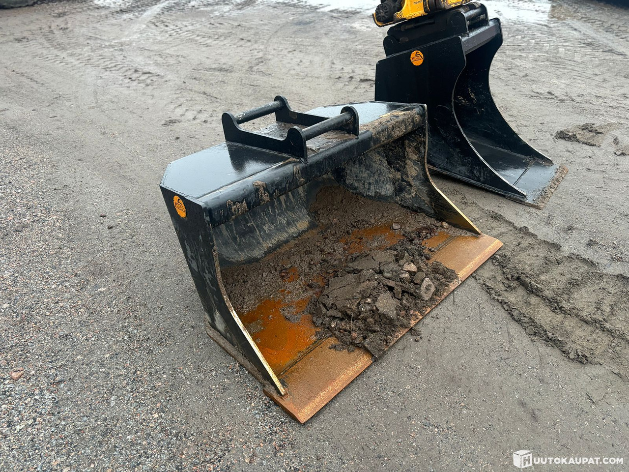 Yanmar VIO80-1 excavator + Engcon with two buckets., Ylivieska - Mini bager: slika Yanmar VIO80-1 excavator + Engcon with two buckets., Ylivieska - Mini bager Yanmar VIO80-1 excavator + Engcon with two buckets., Ylivieska - Mini bager: slika Yanmar VIO80-1 excavator + Engcon with two buckets., Ylivieska - Mini bager