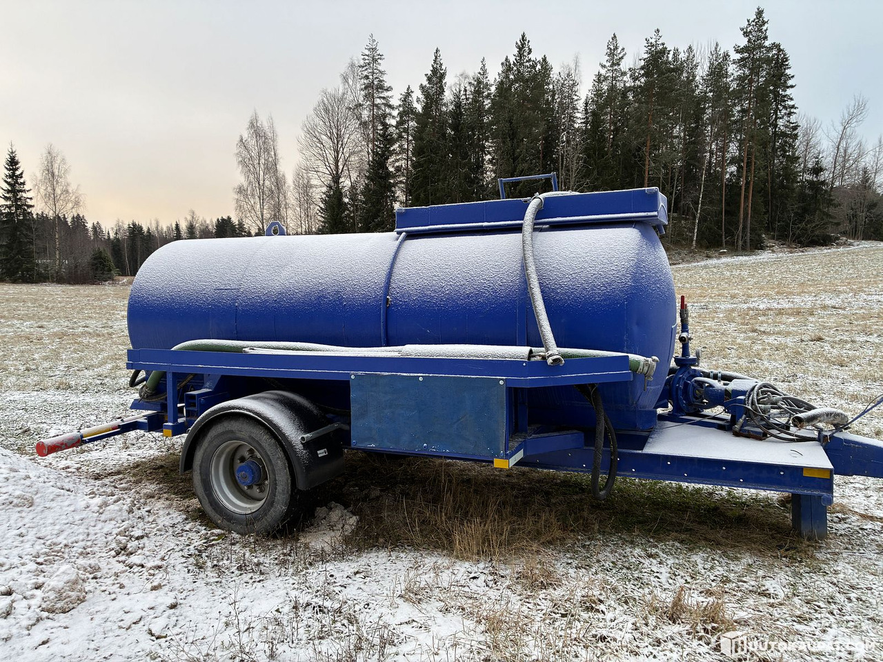 Brand water trailer, Pälkäne - Prikolica cisterna: slika brand water trailer, Pälkäne - Prikolica cisterna Brand water trailer, Pälkäne - Prikolica cisterna: slika brand water trailer, Pälkäne - Prikolica cisterna