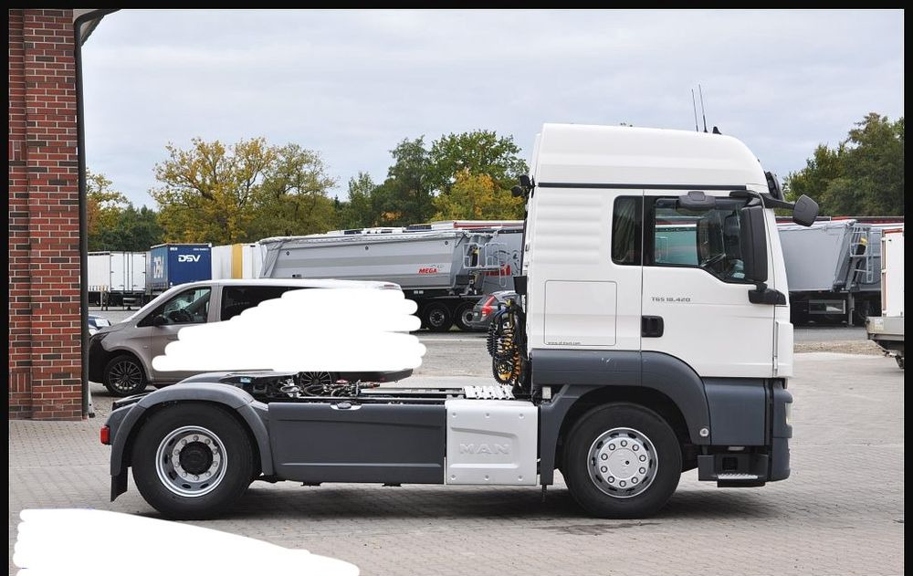 MAN TGS 18.420 2019 NAUKA JAZDY POLIFT ELKA AUTOMAT 4x2 STANDARD 315/70r22.5 SUPER STAN TGX 470 460 420 430 500 510 400 360 410 - Tegljač: slika MAN TGS 18.420 2019 NAUKA JAZDY POLIFT ELKA AUTOMAT 4x2 STANDARD 315/70r22.5 SUPER STAN TGX 470 460 420 430 500 510 400 360 410 - Tegljač MAN TGS 18.420 2019 NAUKA JAZDY POLIFT ELKA AUTOMAT 4x2 STANDARD 315/70r22.5 SUPER STAN TGX 470 460 420 430 500 510 400 360 410 - Tegljač: slika MAN TGS 18.420 2019 NAUKA JAZDY POLIFT ELKA AUTOMAT 4x2 STANDARD 315/70r22.5 SUPER STAN TGX 470 460 420 430 500 510 400 360 410 - Tegljač