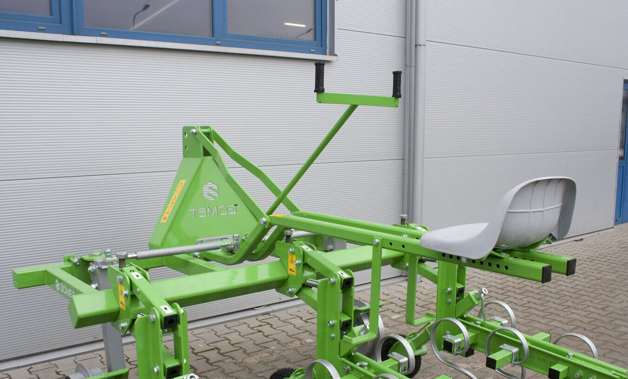 Bomet P570/1 Pielnik z prowadzeniem ręcznym 65-90cm Nembus - Kultivator: slika Bomet P570/1 Pielnik z prowadzeniem ręcznym 65-90cm Nembus - Kultivator Bomet P570/1 Pielnik z prowadzeniem ręcznym 65-90cm Nembus - Kultivator: slika Bomet P570/1 Pielnik z prowadzeniem ręcznym 65-90cm Nembus - Kultivator