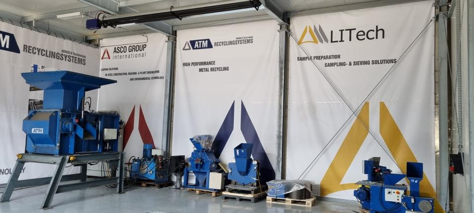 2-Wellen-Schredder - Industrijski šreder: slika 2-Wellen-Schredder - Industrijski šreder 2-Wellen-Schredder - Industrijski šreder: slika 2-Wellen-Schredder - Industrijski šreder