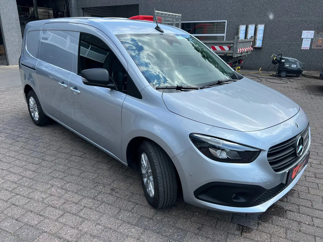 Mercedes-Benz Citan 112 EXTRA LANG (26.750ex.) 2x schfd Full Option - Mali kombi: slika Mercedes-Benz Citan 112 EXTRA LANG (26.750ex.) 2x schfd Full Option - Mali kombi Mercedes-Benz Citan 112 EXTRA LANG (26.750ex.) 2x schfd Full Option - Mali kombi: slika Mercedes-Benz Citan 112 EXTRA LANG (26.750ex.) 2x schfd Full Option - Mali kombi