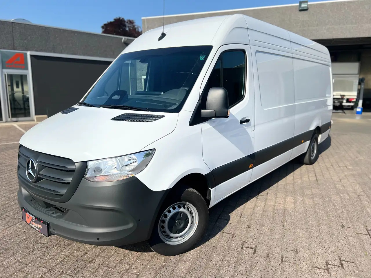 Mercedes-Benz Sprinter 317 L3H2 PRO (35.950ex) FACELIFT |CAMERA| 11" MBUX - Furgon: slika Mercedes-Benz Sprinter 317 L3H2 PRO (35.950ex) FACELIFT |CAMERA| 11" MBUX - Furgon Mercedes-Benz Sprinter 317 L3H2 PRO (35.950ex) FACELIFT |CAMERA| 11" MBUX - Furgon: slika Mercedes-Benz Sprinter 317 L3H2 PRO (35.950ex) FACELIFT |CAMERA| 11" MBUX - Furgon