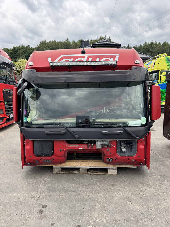 Mercedes-Benz ACTROS MP 4 2018 ROK truck - Kabina za Kamion: slika Mercedes-Benz ACTROS MP 4 2018 ROK truck - Kabina za Kamion Mercedes-Benz ACTROS MP 4 2018 ROK truck - Kabina za Kamion: slika Mercedes-Benz ACTROS MP 4 2018 ROK truck - Kabina za Kamion