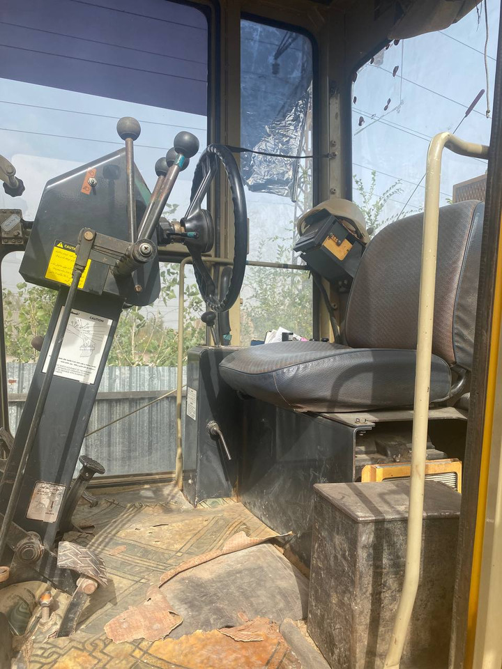 KOMATSU GD661А-1 - Grejder: slika KOMATSU GD661А-1 - Grejder KOMATSU GD661А-1 - Grejder: slika KOMATSU GD661А-1 - Grejder