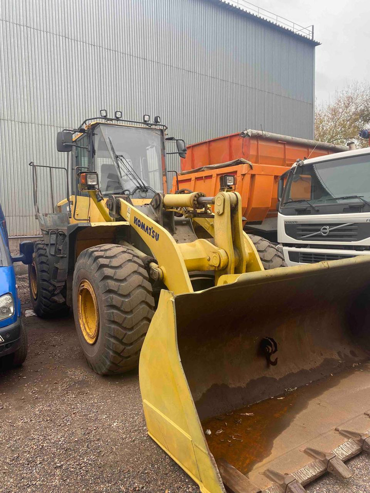KOMATSU WA380-6 - Utovarivač na kotačima: slika KOMATSU WA380-6 - Utovarivač na kotačima KOMATSU WA380-6 - Utovarivač na kotačima: slika KOMATSU WA380-6 - Utovarivač na kotačima