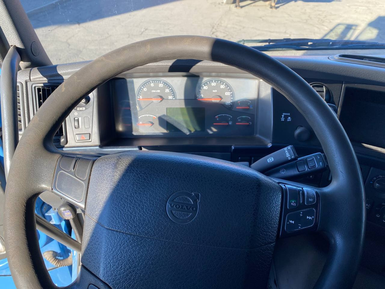 Tegljač Volvo FH-12.500: slika Tegljač Volvo FH-12.500