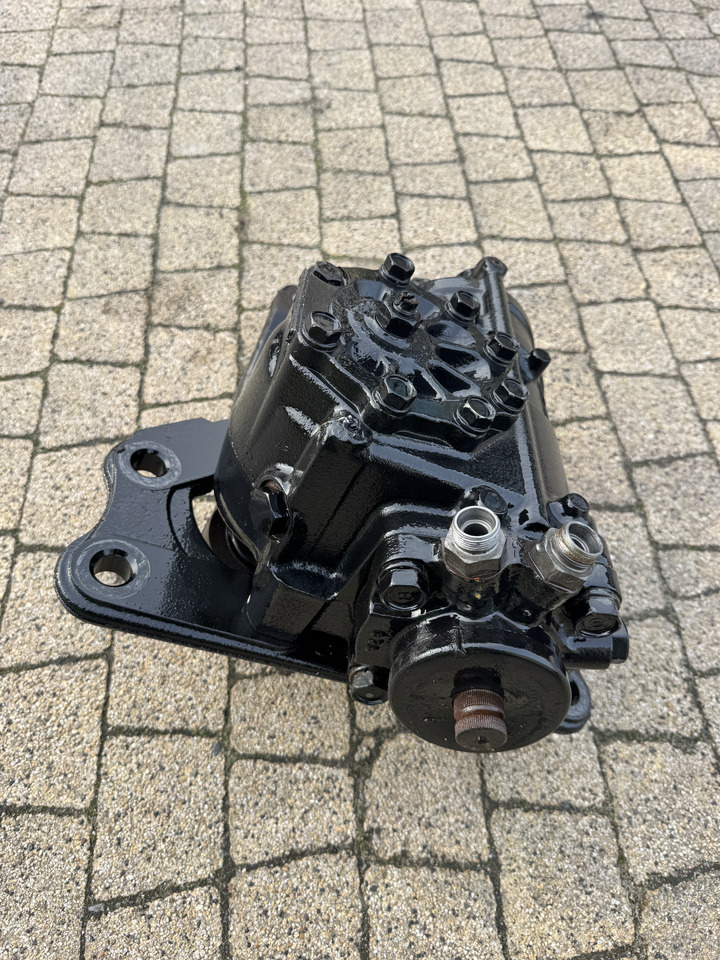 Ford F-Max 500 - Upravljački stup: slika Ford F-Max 500 - Upravljački stup Ford F-Max 500 - Upravljački stup: slika Ford F-Max 500 - Upravljački stup