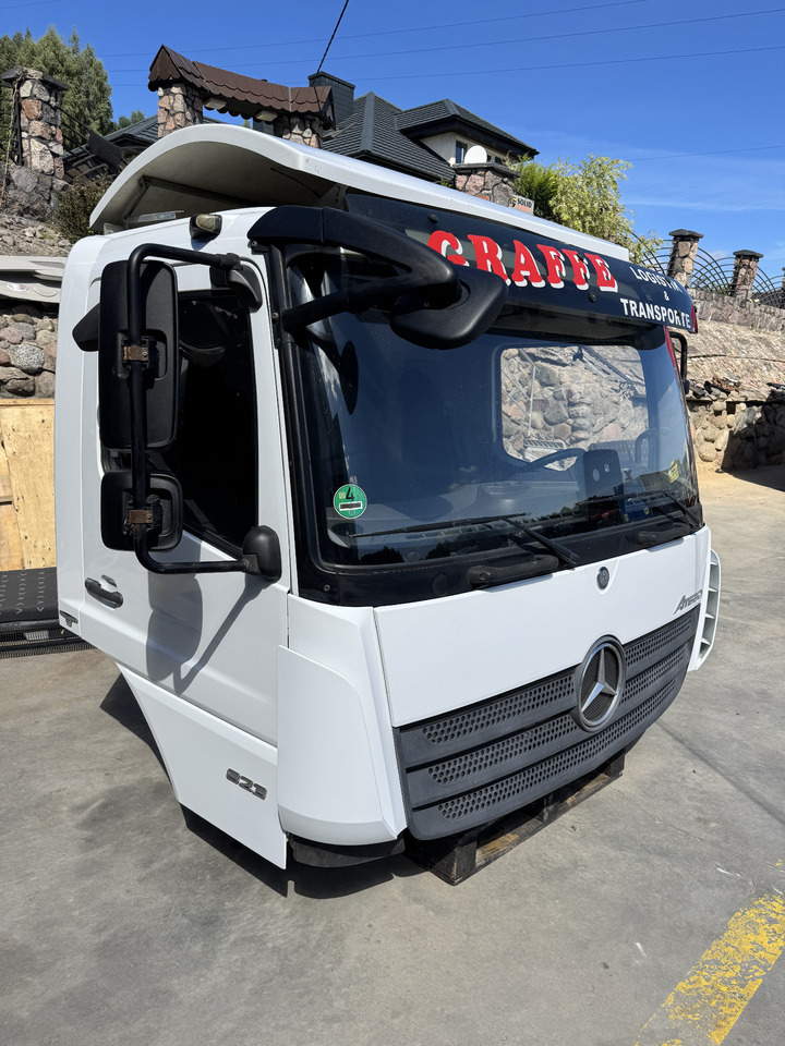 Mercedes Atego III - Kabina: slika Mercedes Atego III - Kabina Mercedes Atego III - Kabina: slika Mercedes Atego III - Kabina