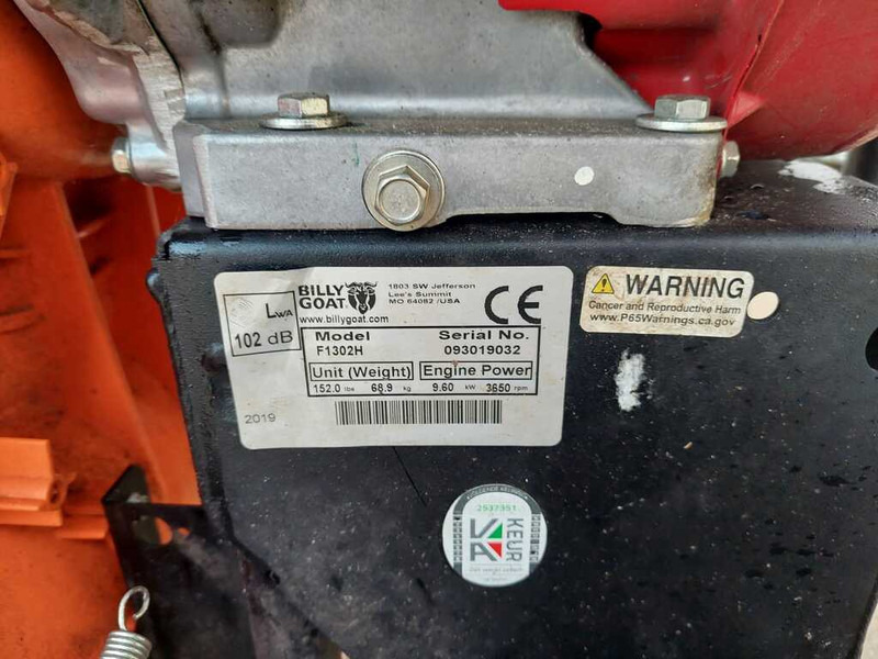 Billy Goat F 902H - Vrtna freza: slika Billy Goat F 902H - Vrtna freza Billy Goat F 902H - Vrtna freza: slika Billy Goat F 902H - Vrtna freza