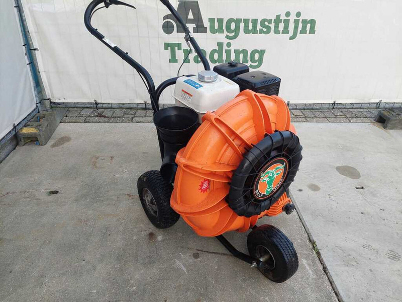 Billy Goat F 902H - Vrtna freza: slika Billy Goat F 902H - Vrtna freza Billy Goat F 902H - Vrtna freza: slika Billy Goat F 902H - Vrtna freza