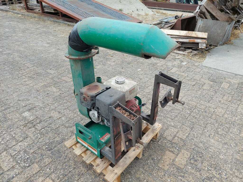 Billy Goat truckloader - Vrtna freza: slika Billy Goat truckloader - Vrtna freza Billy Goat truckloader - Vrtna freza: slika Billy Goat truckloader - Vrtna freza