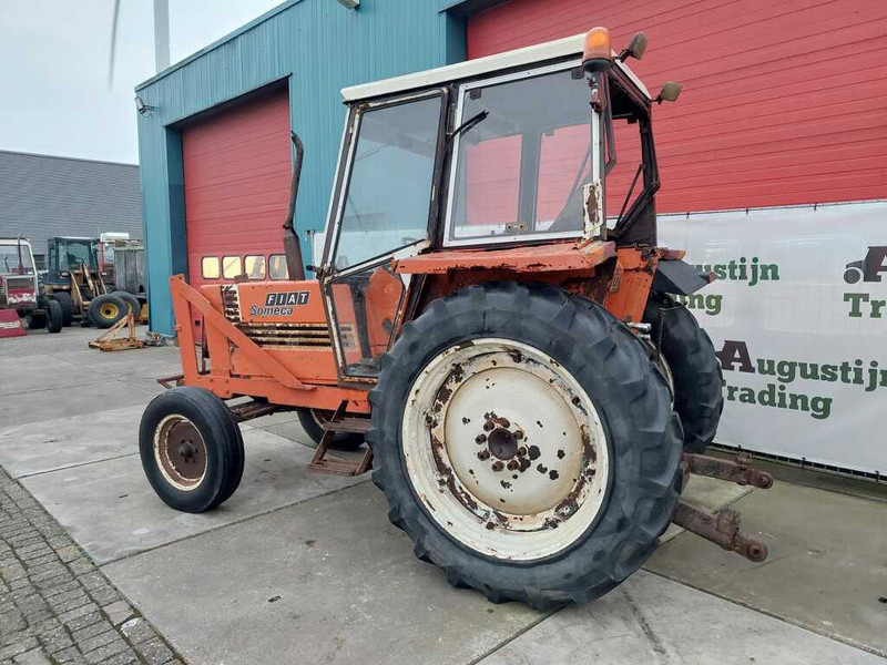 Fiat 780 - Traktor: slika Fiat 780 - Traktor Fiat 780 - Traktor: slika Fiat 780 - Traktor