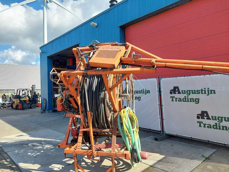 Homburg SE 135 M - Sustav navodnjavanja: slika Homburg SE 135 M - Sustav navodnjavanja Homburg SE 135 M - Sustav navodnjavanja: slika Homburg SE 135 M - Sustav navodnjavanja