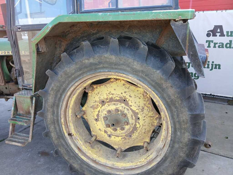 John Deere 2030 VCE - Traktor: slika John Deere 2030 VCE - Traktor John Deere 2030 VCE - Traktor: slika John Deere 2030 VCE - Traktor