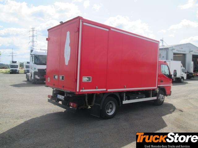 FUSO 7C15 - Dostavno vozilo sa zatvorenim sandukom: slika FUSO 7C15 - Dostavno vozilo sa zatvorenim sandukom FUSO 7C15 - Dostavno vozilo sa zatvorenim sandukom: slika FUSO 7C15 - Dostavno vozilo sa zatvorenim sandukom