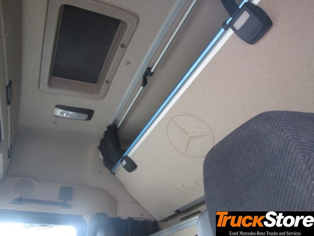 Mercedes-Benz Actros 1845 LS - Tegljač: slika Mercedes-Benz Actros 1845 LS - Tegljač Mercedes-Benz Actros 1845 LS - Tegljač: slika Mercedes-Benz Actros 1845 LS - Tegljač