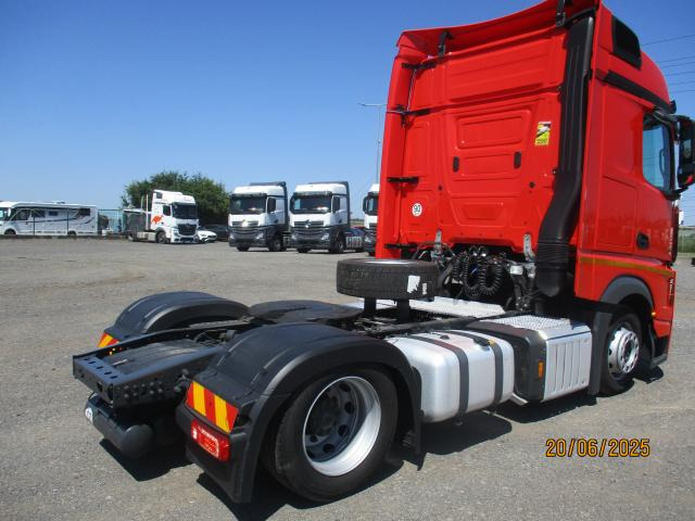 Mercedes-Benz Actros 1845 LS nRL - Tegljač: slika Mercedes-Benz Actros 1845 LS nRL - Tegljač Mercedes-Benz Actros 1845 LS nRL - Tegljač: slika Mercedes-Benz Actros 1845 LS nRL - Tegljač