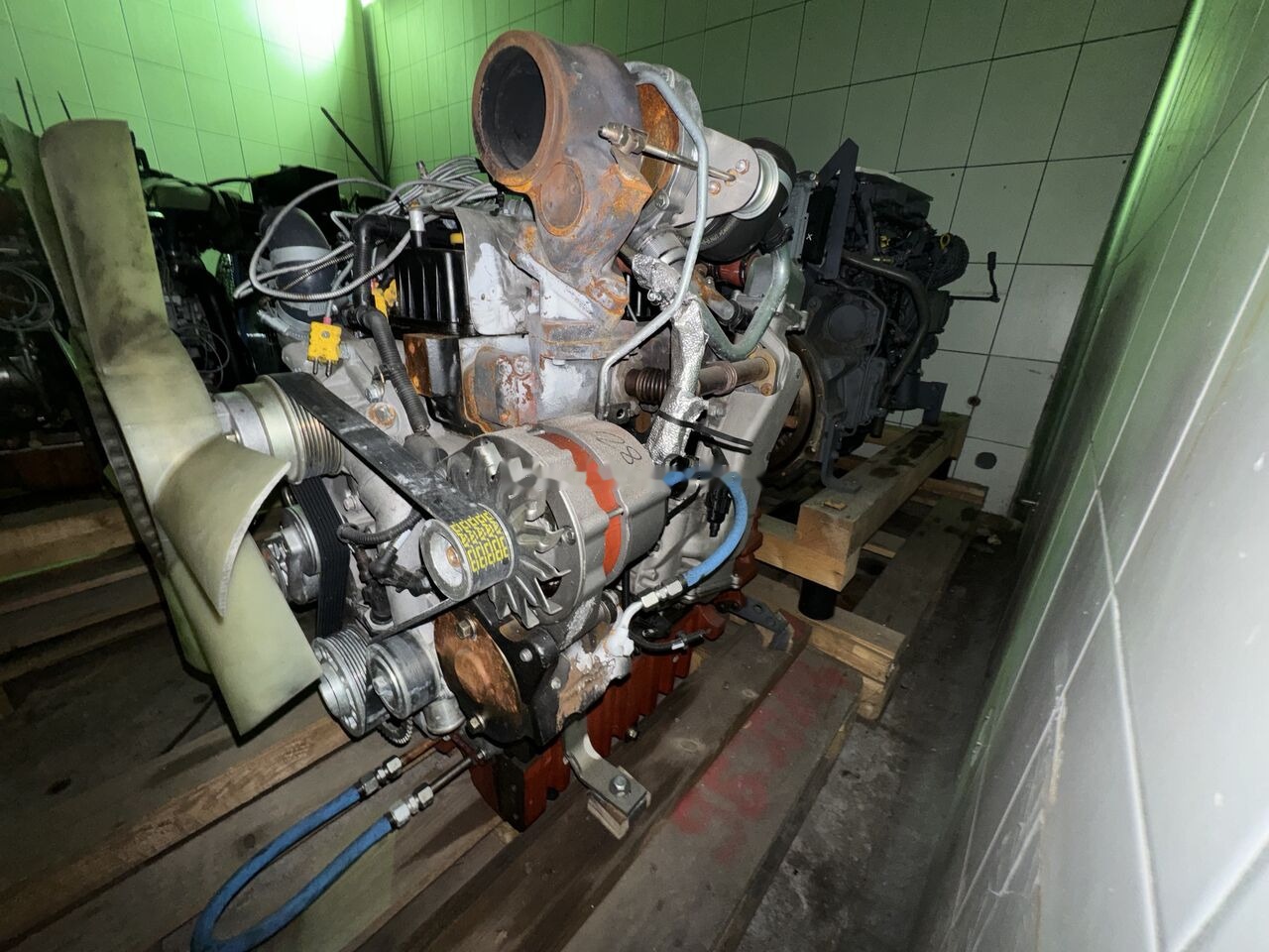 Deutz TCD 2.9 L4 - Motor za Bager: slika Deutz TCD 2.9 L4 - Motor za Bager Deutz TCD 2.9 L4 - Motor za Bager: slika Deutz TCD 2.9 L4 - Motor za Bager