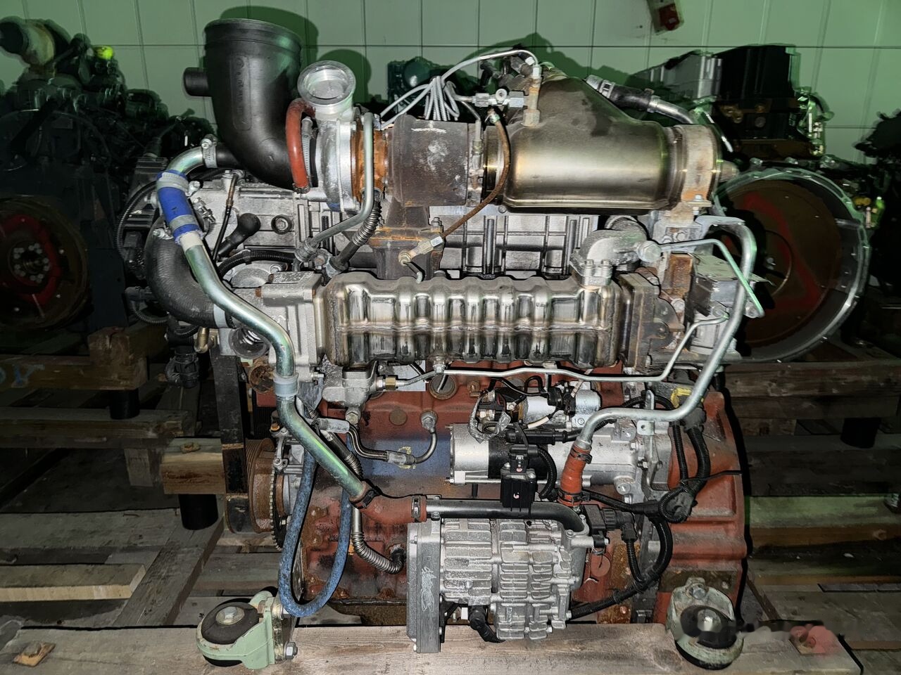 Deutz TCD 4.1 L4 Deutz - Motor za Bager: slika Deutz TCD 4.1 L4 Deutz - Motor za Bager Deutz TCD 4.1 L4 Deutz - Motor za Bager: slika Deutz TCD 4.1 L4 Deutz - Motor za Bager