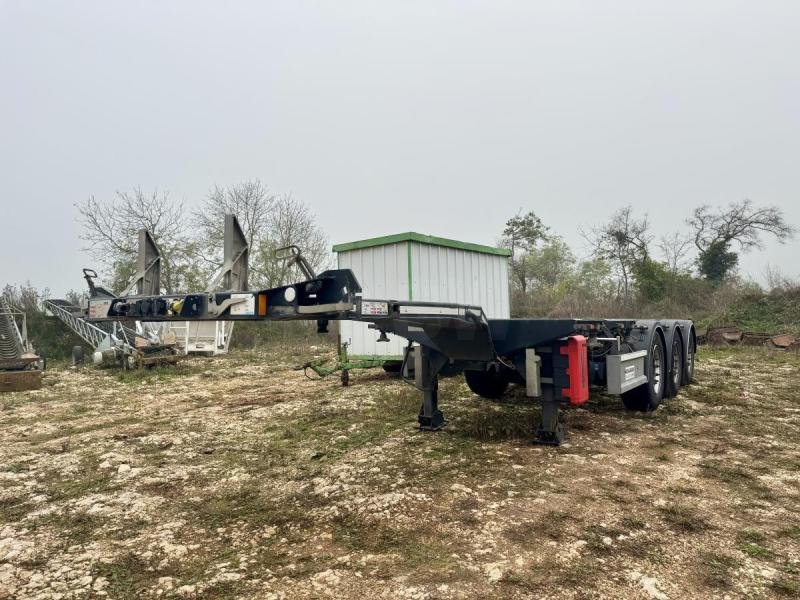 D-TEC Porte containers - Transporter kontejnera/ Poluprikolica s izmjenjivim sanducima: slika D-TEC Porte containers - Transporter kontejnera/ Poluprikolica s izmjenjivim sanducima D-TEC Porte containers - Transporter kontejnera/ Poluprikolica s izmjenjivim sanducima: slika D-TEC Porte containers - Transporter kontejnera/ Poluprikolica s izmjenjivim sanducima