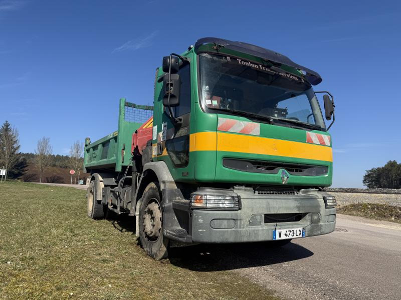Renault 320 Dci - Kiper, Kamion s kranom: slika Renault 320 Dci - Kiper, Kamion s kranom Renault 320 Dci - Kiper, Kamion s kranom: slika Renault 320 Dci - Kiper, Kamion s kranom
