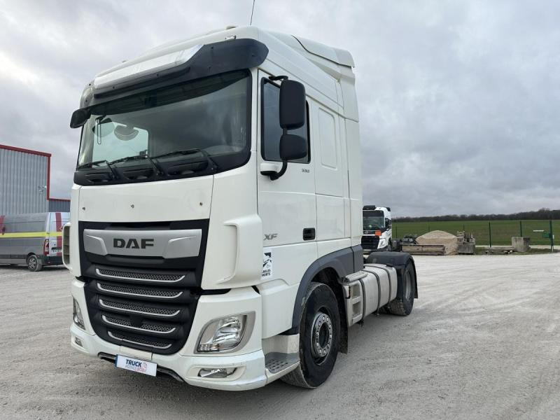 DAF XF 530 - Tegljač: slika DAF XF 530 - Tegljač DAF XF 530 - Tegljač: slika DAF XF 530 - Tegljač