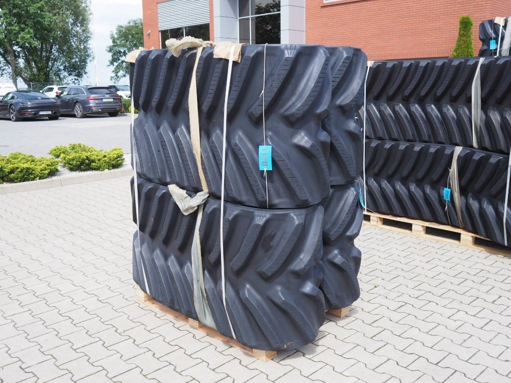 Challenger MT800 / Rubber belt / track / 30" / 762mm - Gusjenice za Poljoprivredni strojevi: slika Challenger MT800 / Rubber belt / track / 30" / 762mm - Gusjenice za Poljoprivredni strojevi Challenger MT800 / Rubber belt / track / 30" / 762mm - Gusjenice za Poljoprivredni strojevi: slika Challenger MT800 / Rubber belt / track / 30" / 762mm - Gusjenice za Poljoprivredni strojevi