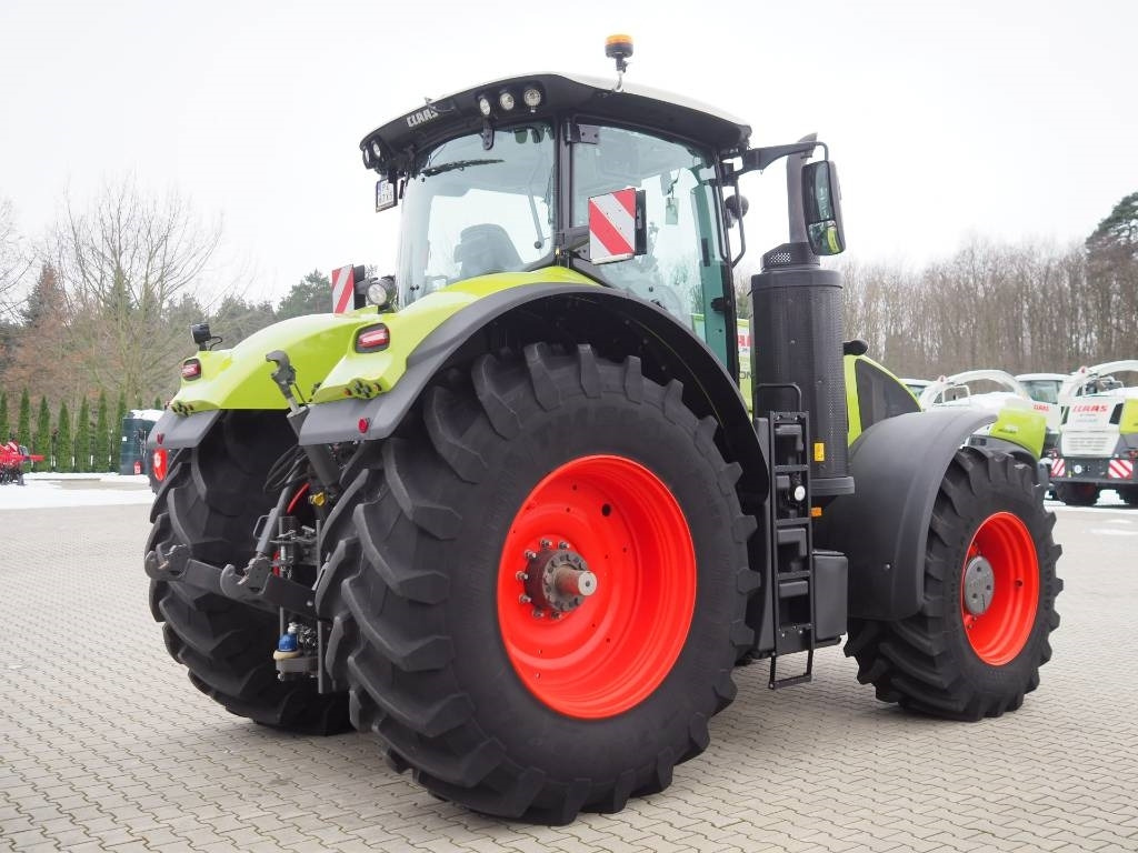 Claas Axion 920 CMATIC, GPS, CEMIS 1200, PTO - Traktor: slika Claas Axion 920 CMATIC, GPS, CEMIS 1200, PTO - Traktor Claas Axion 920 CMATIC, GPS, CEMIS 1200, PTO - Traktor: slika Claas Axion 920 CMATIC, GPS, CEMIS 1200, PTO - Traktor
