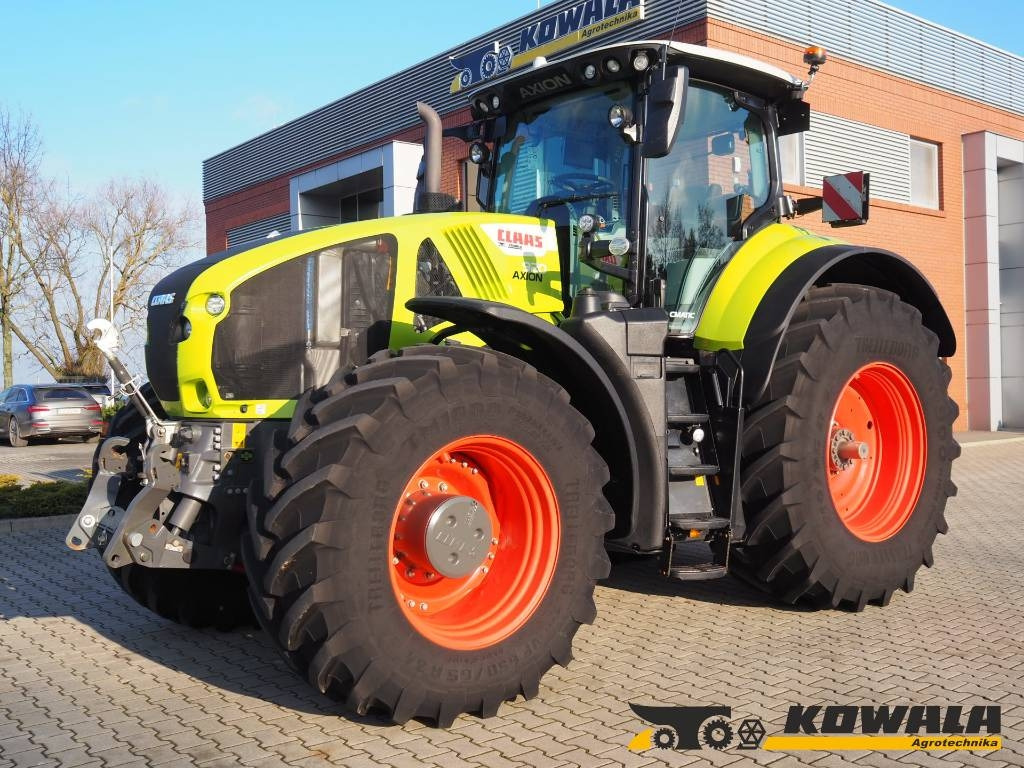 Claas Axion 920 CMATIC, GPS, CEMIS 1200, PTO - Traktor: slika Claas Axion 920 CMATIC, GPS, CEMIS 1200, PTO - Traktor Claas Axion 920 CMATIC, GPS, CEMIS 1200, PTO - Traktor: slika Claas Axion 920 CMATIC, GPS, CEMIS 1200, PTO - Traktor