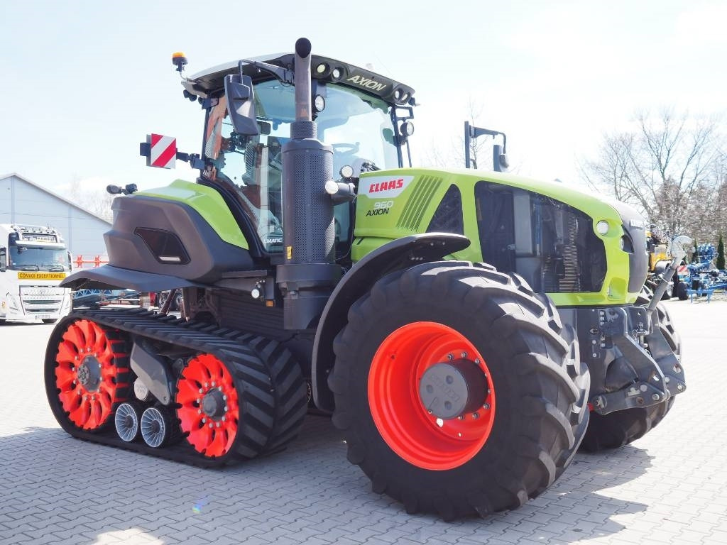 Claas Axion 960 TERRA TRAC, GPS - TRK NET - Traktor: slika Claas Axion 960 TERRA TRAC, GPS - TRK NET - Traktor Claas Axion 960 TERRA TRAC, GPS - TRK NET - Traktor: slika Claas Axion 960 TERRA TRAC, GPS - TRK NET - Traktor