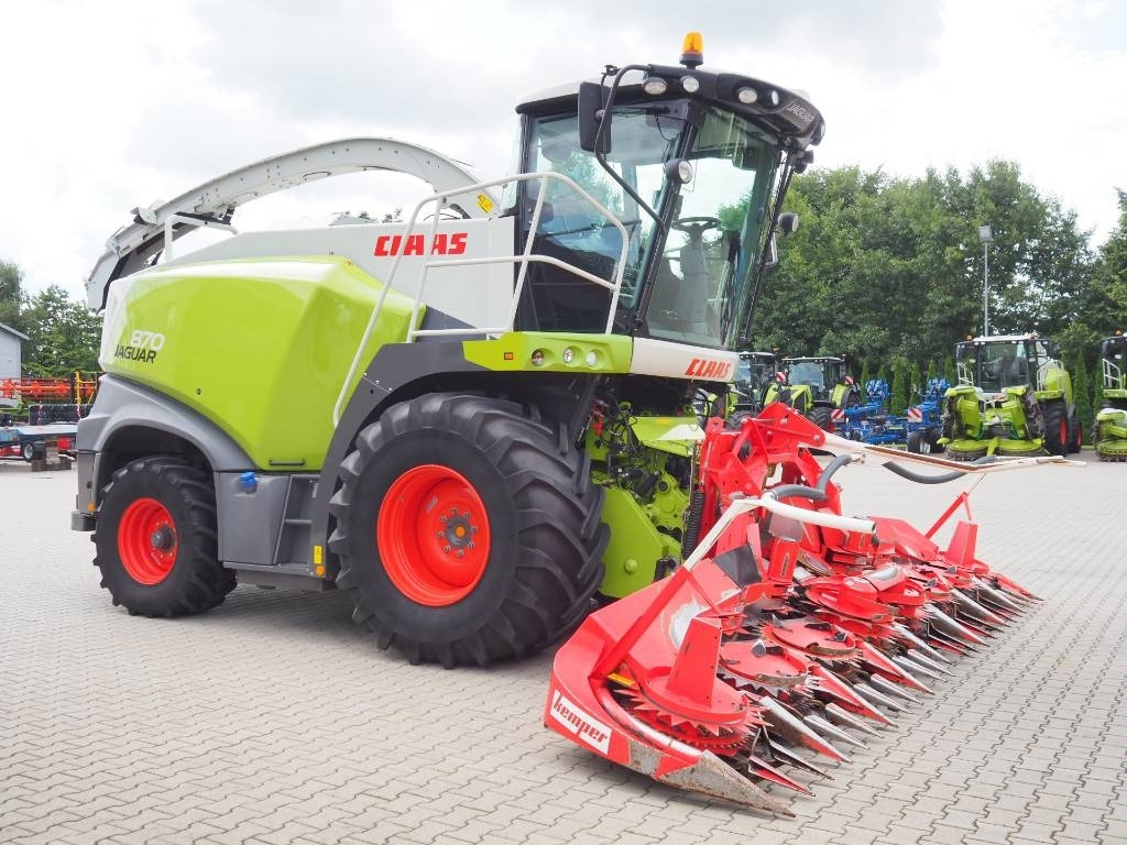 Claas Jaguar 870 + Kemper 360 Plus - Silažni kombajn: slika Claas Jaguar 870 + Kemper 360 Plus - Silažni kombajn Claas Jaguar 870 + Kemper 360 Plus - Silažni kombajn: slika Claas Jaguar 870 + Kemper 360 Plus - Silažni kombajn