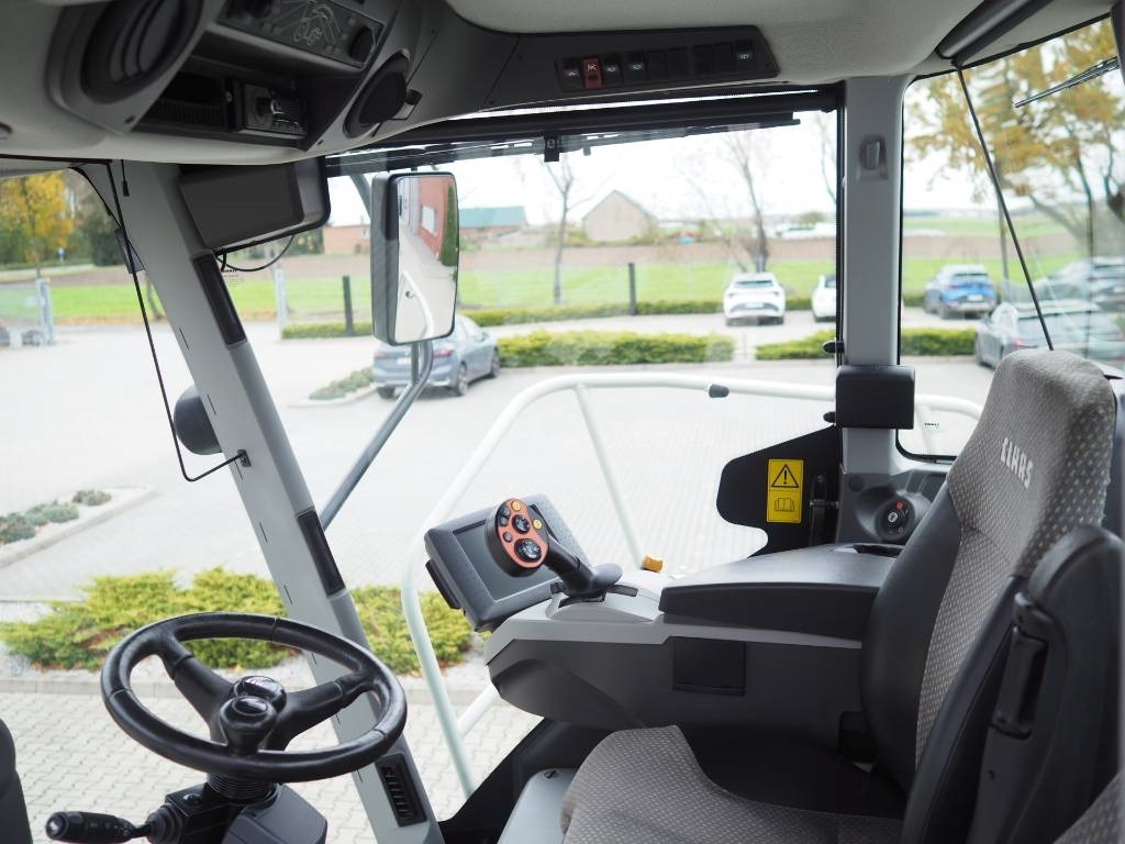 Claas Jaguar 940 4x4 - Silažni kombajn: slika Claas Jaguar 940 4x4 - Silažni kombajn Claas Jaguar 940 4x4 - Silažni kombajn: slika Claas Jaguar 940 4x4 - Silažni kombajn