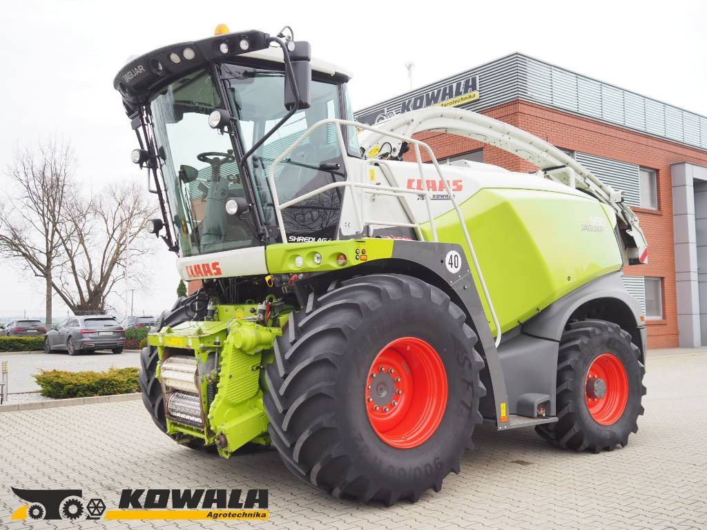 Claas Jaguar 950 4x4 - Silažni kombajn: slika Claas Jaguar 950 4x4 - Silažni kombajn Claas Jaguar 950 4x4 - Silažni kombajn: slika Claas Jaguar 950 4x4 - Silažni kombajn
