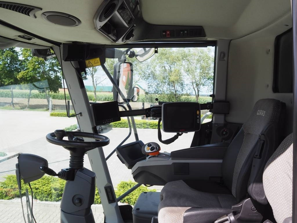 Claas Lexion 750 GPS + V770 - Kombajn za žetvu: slika Claas Lexion 750 GPS + V770 - Kombajn za žetvu Claas Lexion 750 GPS + V770 - Kombajn za žetvu: slika Claas Lexion 750 GPS + V770 - Kombajn za žetvu