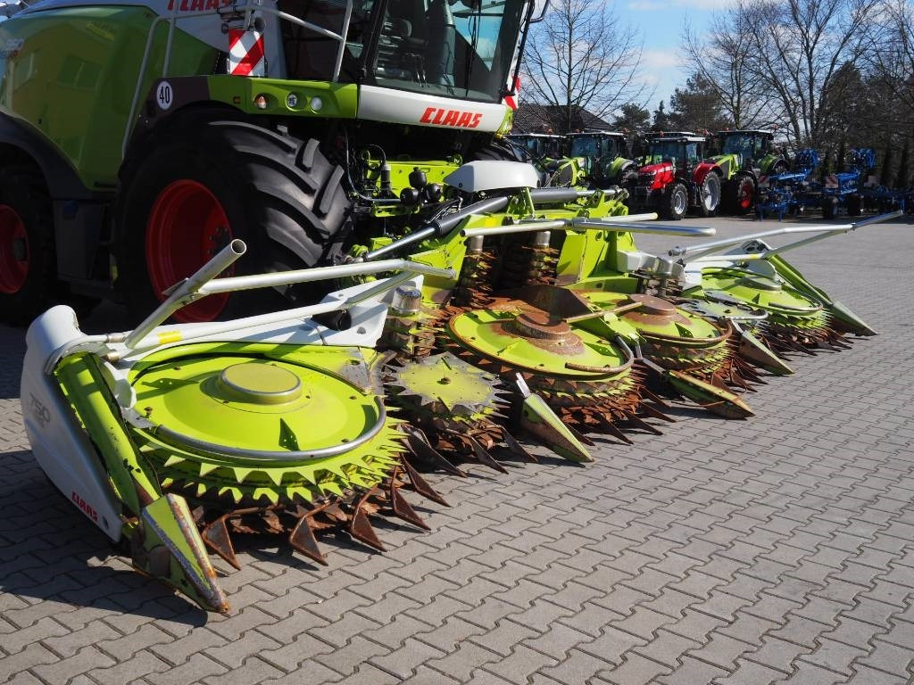 Claas Orbis 750 - Kombajn za kukuruz: slika Claas Orbis 750 - Kombajn za kukuruz Claas Orbis 750 - Kombajn za kukuruz: slika Claas Orbis 750 - Kombajn za kukuruz