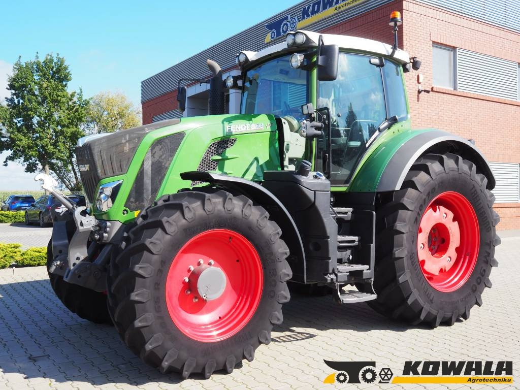 Fendt 828 Vario S4 ProfiPlus, GPS - Traktor: slika Fendt 828 Vario S4 ProfiPlus, GPS - Traktor Fendt 828 Vario S4 ProfiPlus, GPS - Traktor: slika Fendt 828 Vario S4 ProfiPlus, GPS - Traktor