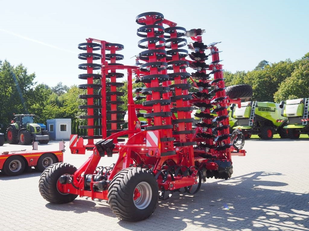 Horsch Joker 8 RT - Tanjurača: slika Horsch Joker 8 RT - Tanjurača Horsch Joker 8 RT - Tanjurača: slika Horsch Joker 8 RT - Tanjurača