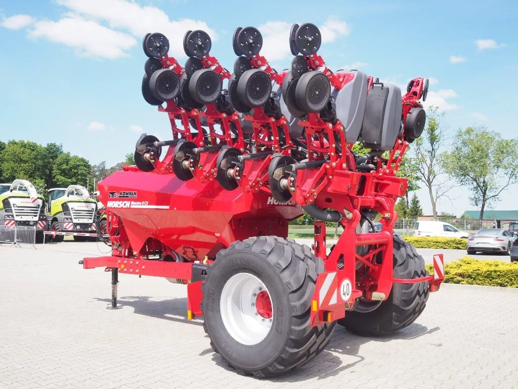 Horsch Maestro 8 CX - Precizna sijačica: slika Horsch Maestro 8 CX - Precizna sijačica Horsch Maestro 8 CX - Precizna sijačica: slika Horsch Maestro 8 CX - Precizna sijačica