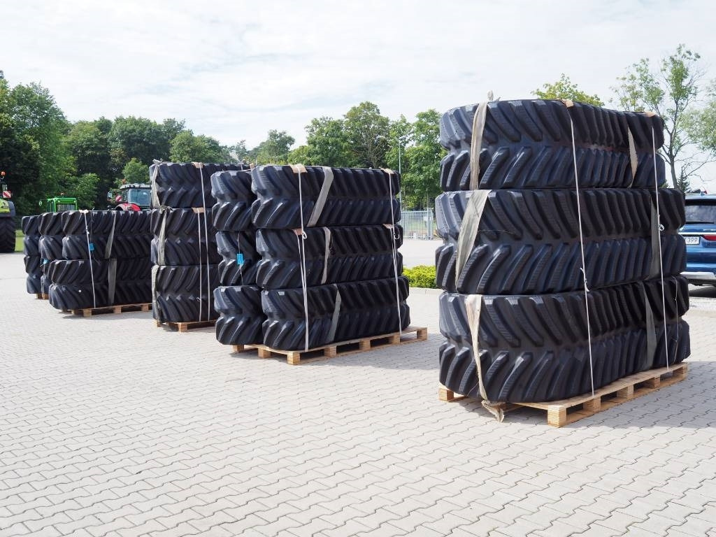 John Deere 8RX / Rubber belt / track / rear / 18" / 457mm - Gusjenice za Poljoprivredni strojevi: slika John Deere 8RX / Rubber belt / track / rear / 18" / 457mm - Gusjenice za Poljoprivredni strojevi John Deere 8RX / Rubber belt / track / rear / 18" / 457mm - Gusjenice za Poljoprivredni strojevi: slika John Deere 8RX / Rubber belt / track / rear / 18" / 457mm - Gusjenice za Poljoprivredni strojevi
