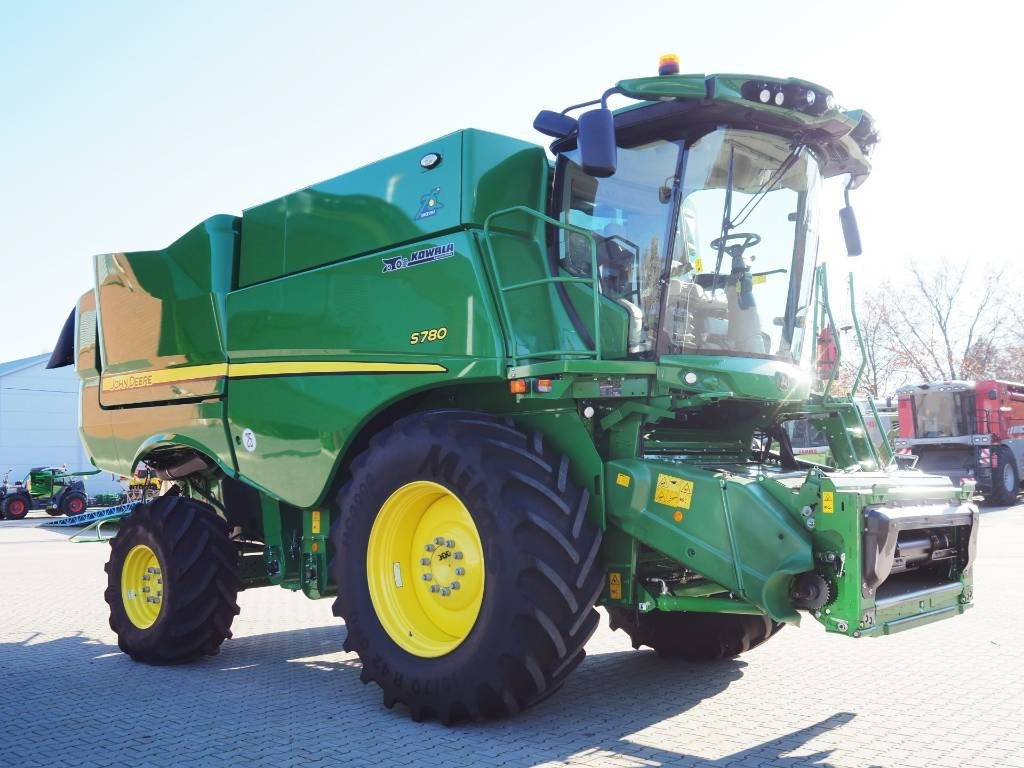 John Deere S780 + 730X - Kombajn za žetvu: slika John Deere S780 + 730X - Kombajn za žetvu John Deere S780 + 730X - Kombajn za žetvu: slika John Deere S780 + 730X - Kombajn za žetvu