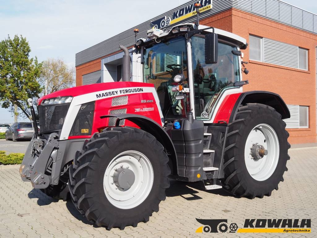 Massey Ferguson 8S.225 Dyna-7, GPS - RTK  - Traktor: slika Massey Ferguson 8S.225 Dyna-7, GPS - RTK  - Traktor Massey Ferguson 8S.225 Dyna-7, GPS - RTK  - Traktor: slika Massey Ferguson 8S.225 Dyna-7, GPS - RTK  - Traktor