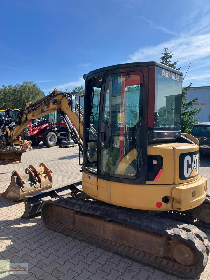 CAT 305C CR - Mini bager: slika CAT 305C CR - Mini bager CAT 305C CR - Mini bager: slika CAT 305C CR - Mini bager